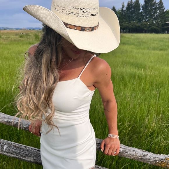 Selfie Leslie White Mini Dress with Fringe - Picture 8 of 8